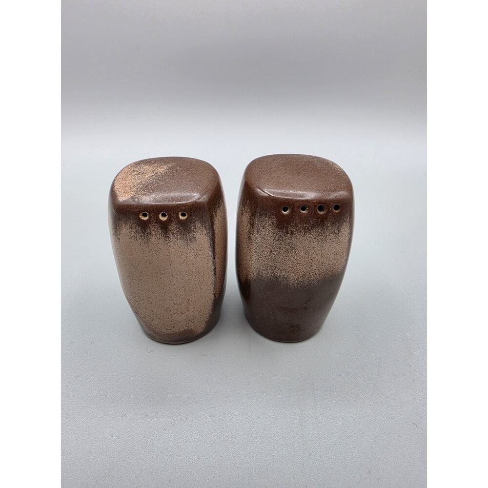 Vintage Frankoma Plainsman Art Pottery Salt & Pepper Shakers Brown Cork Bottom